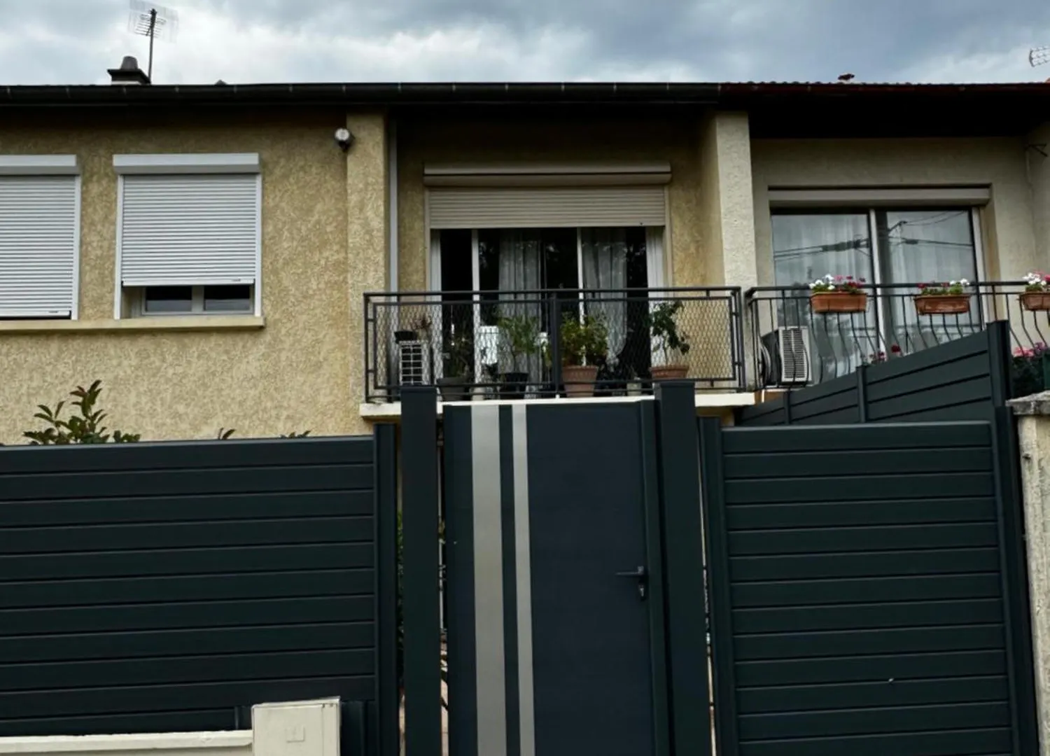 Au Calme Dans Maison En Rez De Jardin A 2,2 Kms Du Groupama Stadium Et Salle Ldlc Arena Meyzieu 0*,  France